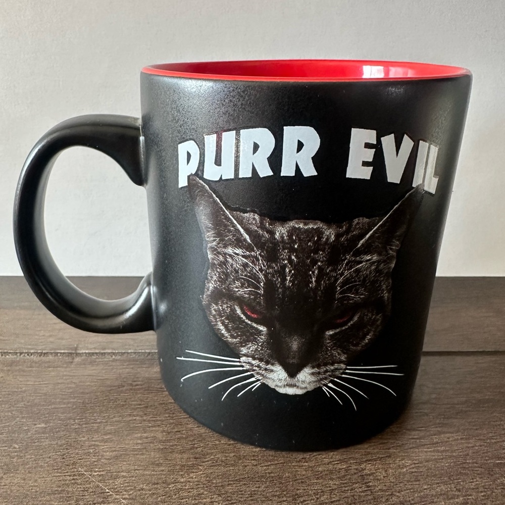 Coffee Mug JUST FUNKY PURR EVIL Black .